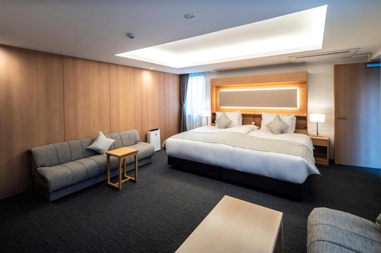 Kyoto Shijo Takakura Hotel Grandereverie Exteriör bild